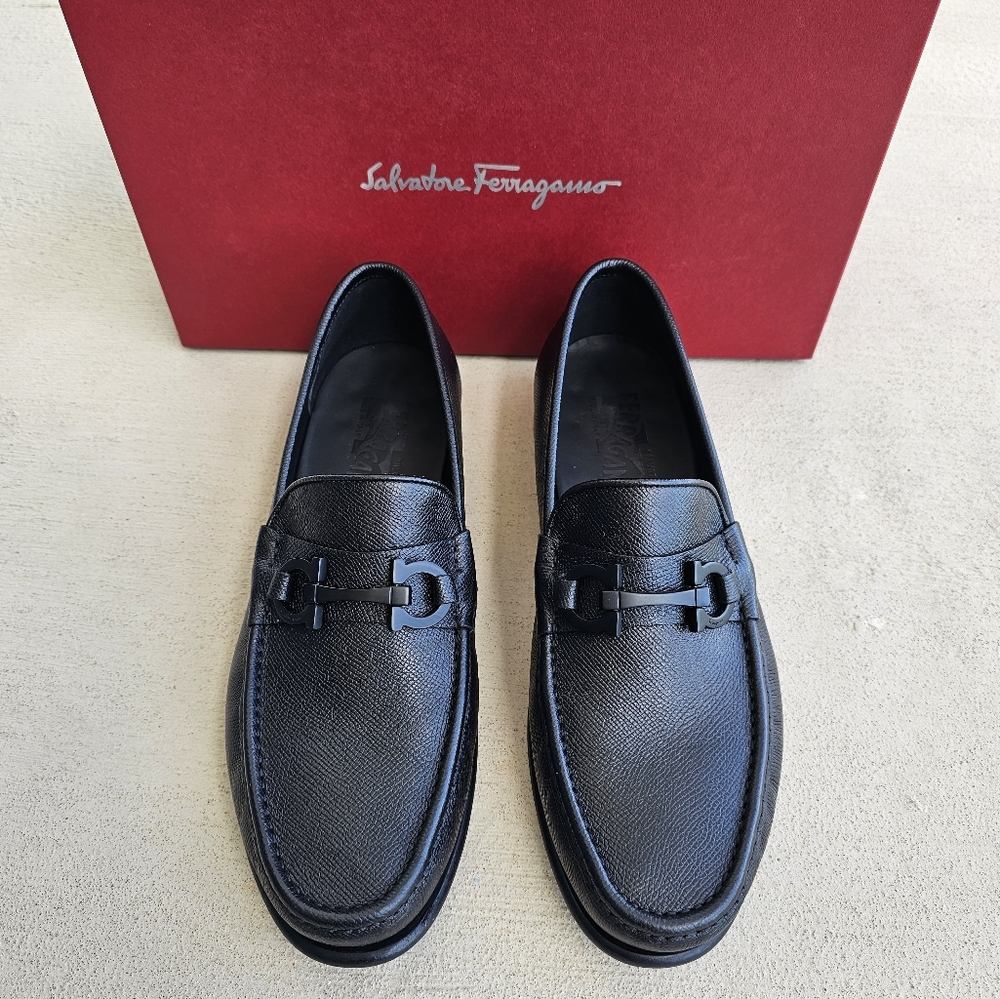 Ferragamo Men's Gancini Crown Bit Leather Loafers - Picture 5 of 16